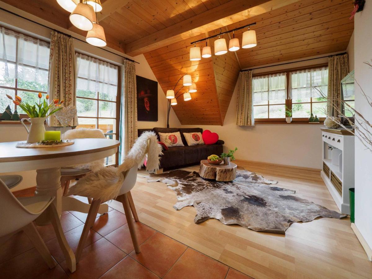 Holiday Apartements By Hotel Gruener Baum Feldberg フェルトベルク エクステリア 写真