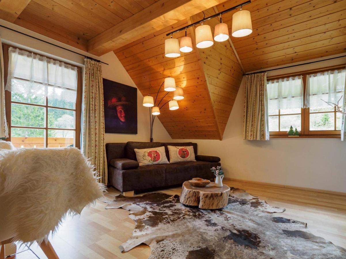 Holiday Apartements By Hotel Gruener Baum Feldberg フェルトベルク エクステリア 写真